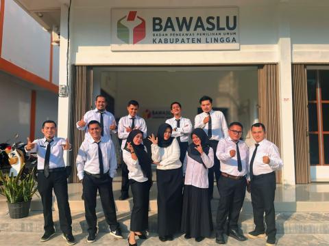 Ketua Bawaslu Lingga Dorong Semangat BERAKHLAK pada Agenda Orientasi PPPK Bawaslu Kabupaten Lingga Tahun 2026