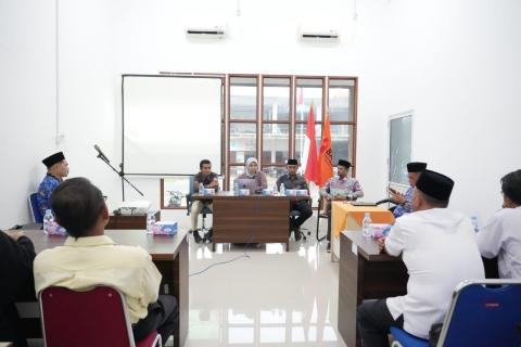Bawaslu Lingga Gelar Kajian Hukum tentang Netralitas Perangkat Desa dalam Penyelenggaraan Pemilu dan Pemilihan